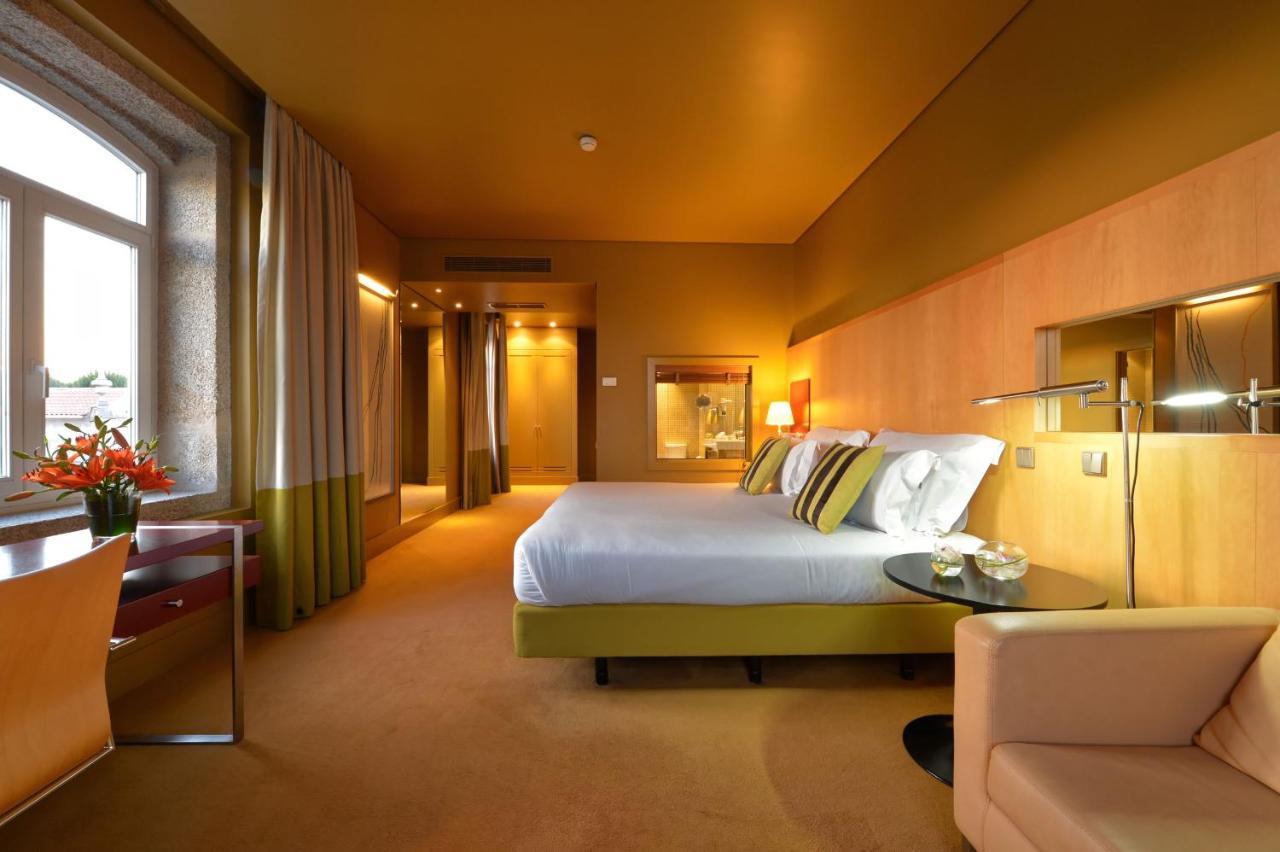 페스타나 팔라시오 도 프레이소 - 포사다 앤 내셔널 모뉴먼트 포르투 외부 사진 A room at the Mandarin Oriental, Paris